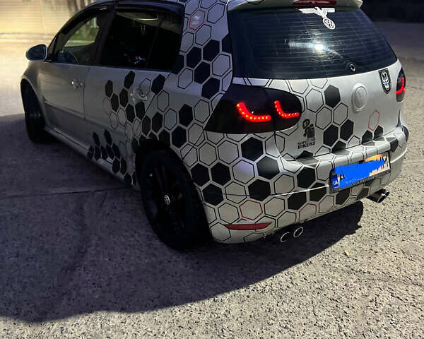 Серый Фольксваген Гольф, объемом двигателя 1.9 л и пробегом 375 тыс. км за 5200 $, фото 1 на Automoto.ua