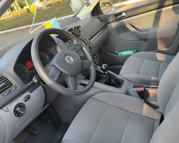 Сірий Фольксваген Гольф, об'ємом двигуна 1.6 л та пробігом 250 тис. км за 5500 $, фото 12 на Automoto.ua