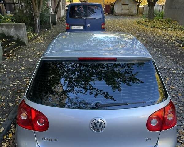 Серый Фольксваген Гольф, объемом двигателя 1.6 л и пробегом 220 тыс. км за 5200 $, фото 2 на Automoto.ua