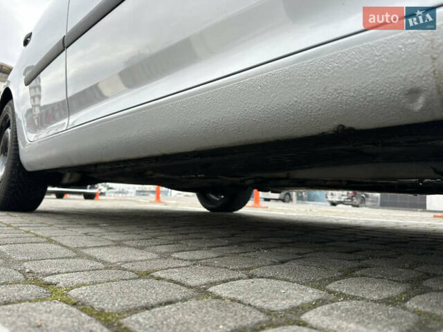 Серый Фольксваген Гольф, объемом двигателя 1.4 л и пробегом 298 тыс. км за 4500 $, фото 12 на Automoto.ua