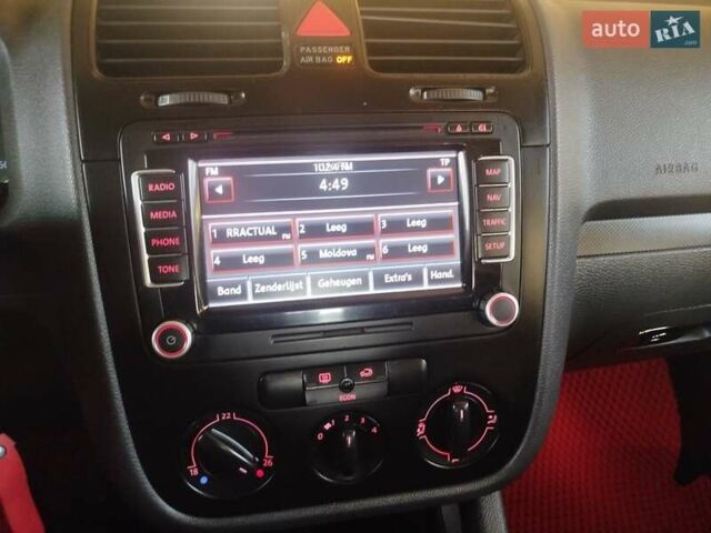 Серый Фольксваген Гольф, объемом двигателя 1.9 л и пробегом 338 тыс. км за 5100 $, фото 18 на Automoto.ua