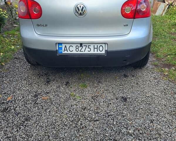 Серый Фольксваген Гольф, объемом двигателя 1.6 л и пробегом 297 тыс. км за 5500 $, фото 7 на Automoto.ua