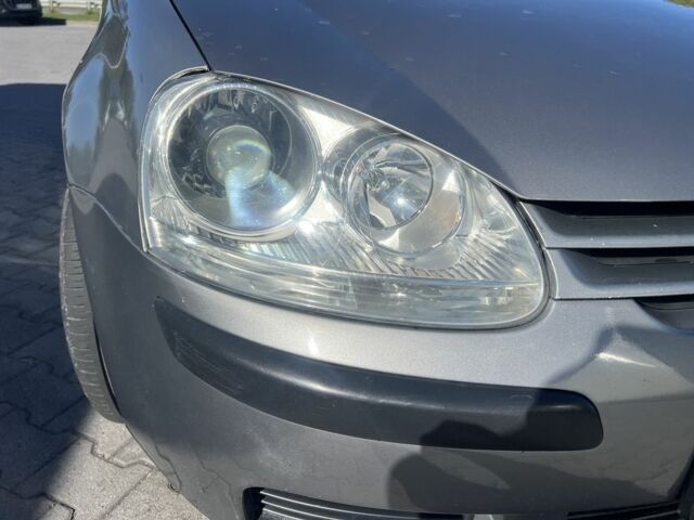 Серый Фольксваген Гольф, объемом двигателя 1.4 л и пробегом 280 тыс. км за 4200 $, фото 2 на Automoto.ua