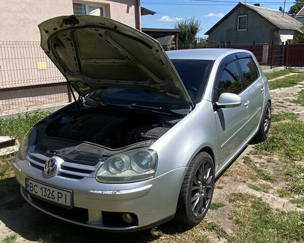 Серый Фольксваген Гольф, объемом двигателя 1.6 л и пробегом 261 тыс. км за 4799 $, фото 12 на Automoto.ua