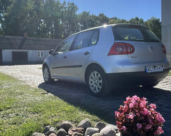 Серый Фольксваген Гольф, объемом двигателя 1.39 л и пробегом 190 тыс. км за 5500 $, фото 6 на Automoto.ua