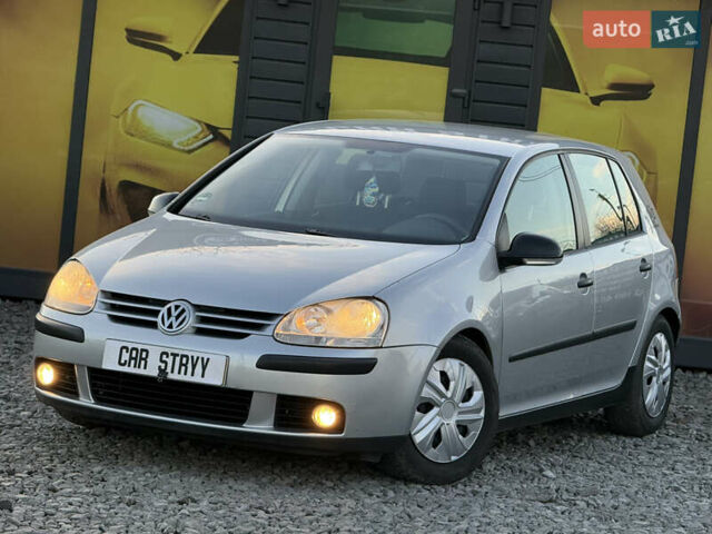 Серый Фольксваген Гольф, объемом двигателя 1.6 л и пробегом 229 тыс. км за 5600 $, фото 10 на Automoto.ua