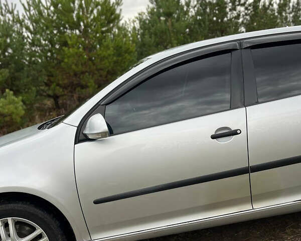 Серый Фольксваген Гольф, объемом двигателя 1.4 л и пробегом 245 тыс. км за 4900 $, фото 14 на Automoto.ua