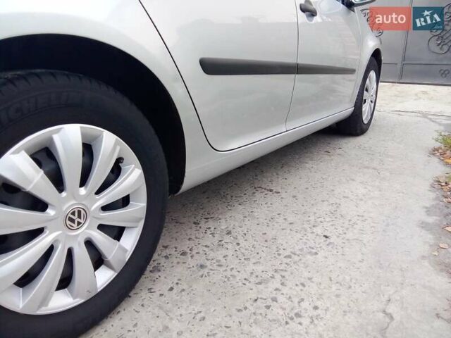 Серый Фольксваген Гольф, объемом двигателя 1.6 л и пробегом 240 тыс. км за 4500 $, фото 9 на Automoto.ua