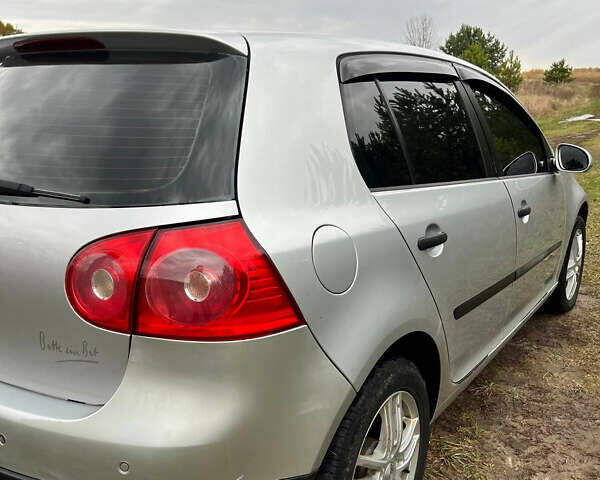 Серый Фольксваген Гольф, объемом двигателя 1.4 л и пробегом 245 тыс. км за 4900 $, фото 17 на Automoto.ua