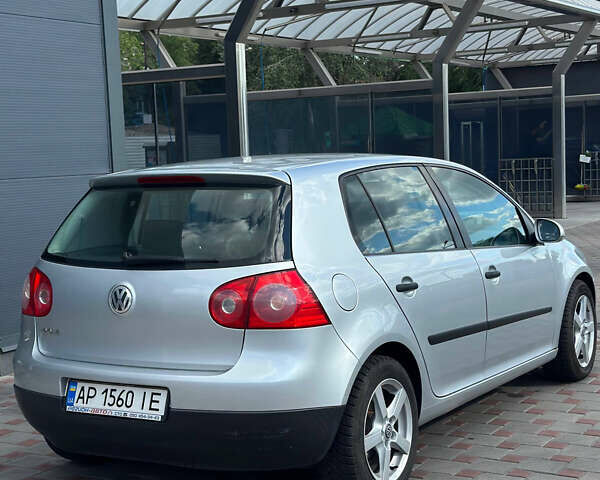 Фольксваген Гольф 2004 в Запорожье на Automoto.ua Серый Фольксваген Гольф, объемом двигателя 1.4 л и пробегом 220 тыс. км за 5300 $, фото 7 на Automoto.ua
