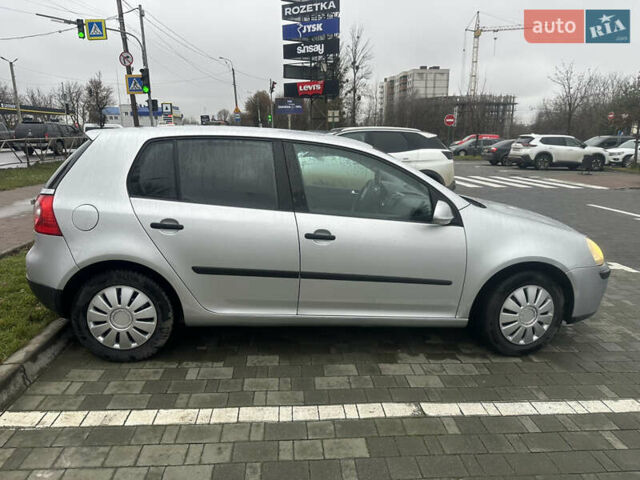 Сірий Фольксваген Гольф, об'ємом двигуна 1.39 л та пробігом 141 тис. км за 5200 $, фото 2 на Automoto.ua