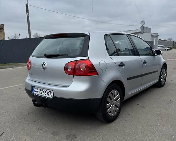 Серый Фольксваген Гольф, объемом двигателя 1.4 л и пробегом 217 тыс. км за 5850 $, фото 4 на Automoto.ua