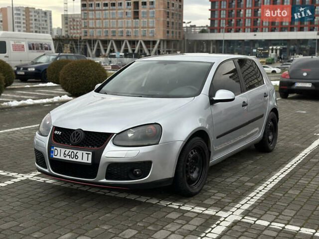 Серый Фольксваген Гольф, объемом двигателя 1.4 л и пробегом 298 тыс. км за 4500 $, фото 2 на Automoto.ua