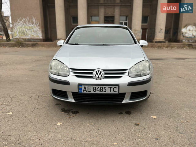Сірий Фольксваген Гольф, об'ємом двигуна 1.4 л та пробігом 264 тис. км за 5300 $, фото 2 на Automoto.ua