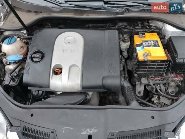 Серый Фольксваген Гольф, объемом двигателя 1.6 л и пробегом 237 тыс. км за 6000 $, фото 9 на Automoto.ua