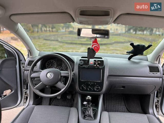 Сірий Фольксваген Гольф, об'ємом двигуна 1.4 л та пробігом 264 тис. км за 5300 $, фото 13 на Automoto.ua