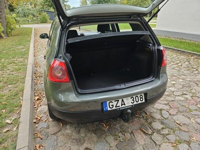 Серый Фольксваген Гольф, объемом двигателя 0 л и пробегом 280 тыс. км за 1650 $, фото 5 на Automoto.ua