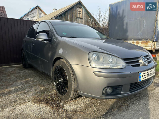 Серый Фольксваген Гольф, объемом двигателя 1.6 л и пробегом 263 тыс. км за 5600 $, фото 3 на Automoto.ua