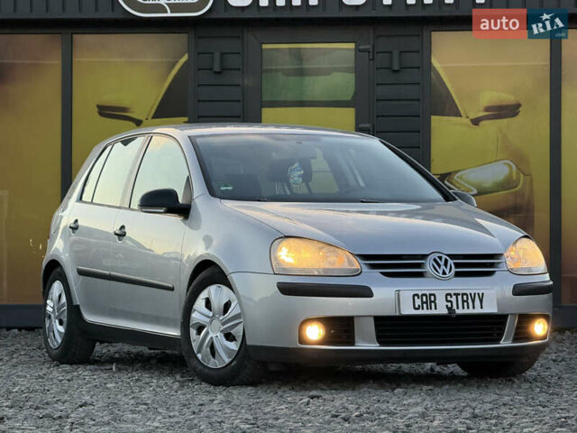 Серый Фольксваген Гольф, объемом двигателя 1.6 л и пробегом 229 тыс. км за 5600 $, фото 6 на Automoto.ua
