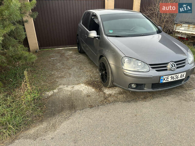 Серый Фольксваген Гольф, объемом двигателя 1.6 л и пробегом 263 тыс. км за 5600 $, фото 23 на Automoto.ua