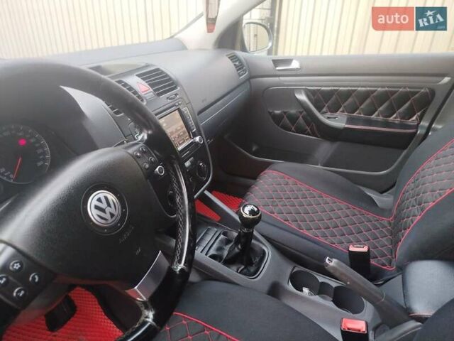 Серый Фольксваген Гольф, объемом двигателя 1.9 л и пробегом 338 тыс. км за 5100 $, фото 29 на Automoto.ua