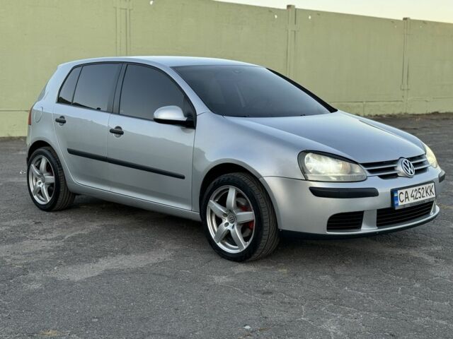 Серый Фольксваген Гольф, объемом двигателя 1.6 л и пробегом 290 тыс. км за 4999 $, фото 15 на Automoto.ua