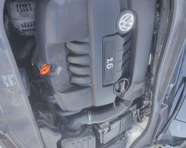 Серый Фольксваген Гольф, объемом двигателя 1.6 л и пробегом 176 тыс. км за 5600 $, фото 3 на Automoto.ua