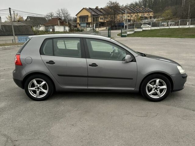 Сірий Фольксваген Гольф, об'ємом двигуна 1.4 л та пробігом 290 тис. км за 4300 $, фото 3 на Automoto.ua