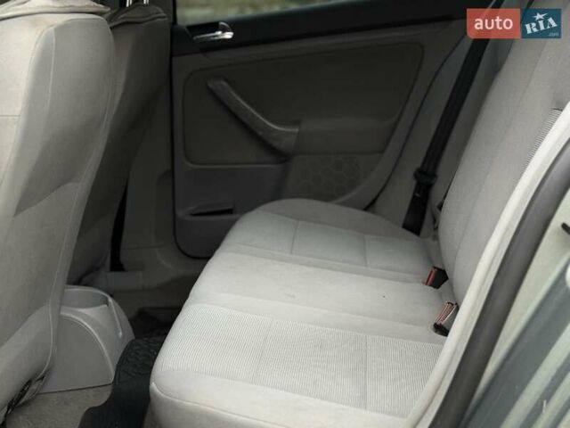 Серый Фольксваген Гольф, объемом двигателя 1.9 л и пробегом 380 тыс. км за 6199 $, фото 15 на Automoto.ua