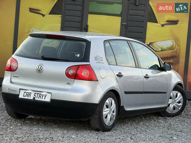 Серый Фольксваген Гольф, объемом двигателя 1.6 л и пробегом 229 тыс. км за 5600 $, фото 20 на Automoto.ua