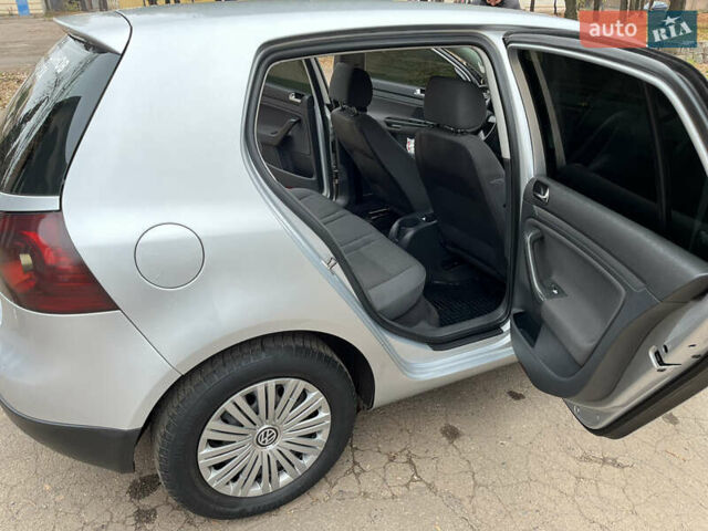 Сірий Фольксваген Гольф, об'ємом двигуна 1.4 л та пробігом 264 тис. км за 5300 $, фото 14 на Automoto.ua