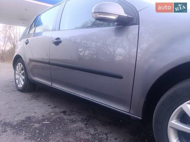 Сірий Фольксваген Гольф, об'ємом двигуна 1.39 л та пробігом 274 тис. км за 4000 $, фото 4 на Automoto.ua