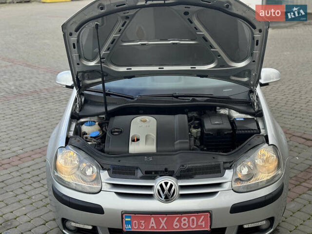 Сірий Фольксваген Гольф, об'ємом двигуна 1.6 л та пробігом 140 тис. км за 6850 $, фото 35 на Automoto.ua