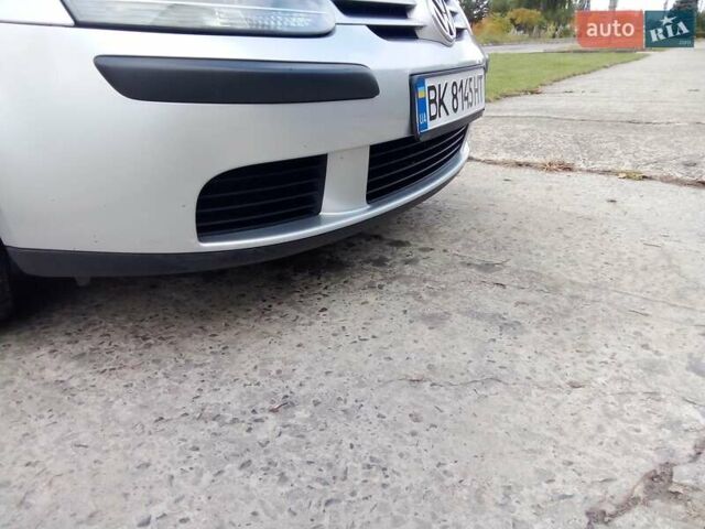 Серый Фольксваген Гольф, объемом двигателя 1.6 л и пробегом 240 тыс. км за 4500 $, фото 12 на Automoto.ua