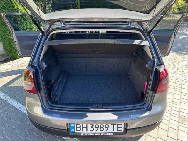 Серый Фольксваген Гольф, объемом двигателя 1.4 л и пробегом 294 тыс. км за 5700 $, фото 8 на Automoto.ua