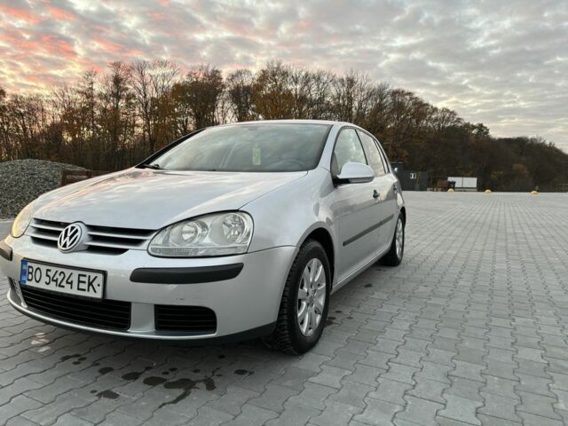 Сірий Фольксваген Гольф, об'ємом двигуна 1.6 л та пробігом 222 тис. км за 4400 $, фото 1 на Automoto.ua