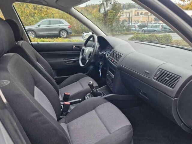 Сірий Фольксваген Гольф, об'ємом двигуна 1.9 л та пробігом 226 тис. км за 1333 $, фото 3 на Automoto.ua