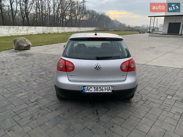 Серый Фольксваген Гольф, объемом двигателя 1.6 л и пробегом 236 тыс. км за 4800 $, фото 5 на Automoto.ua