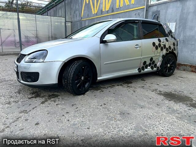 Серый Фольксваген Гольф, объемом двигателя 1.9 л и пробегом 375 тыс. км за 5200 $, фото 4 на Automoto.ua