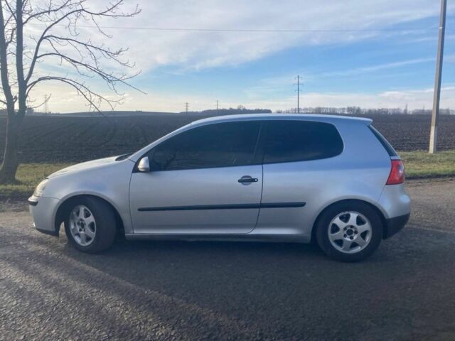 Серый Фольксваген Гольф, объемом двигателя 1.4 л и пробегом 243 тыс. км за 4400 $, фото 4 на Automoto.ua