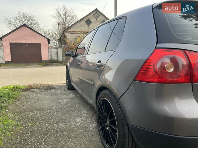 Серый Фольксваген Гольф, объемом двигателя 1.6 л и пробегом 263 тыс. км за 5600 $, фото 6 на Automoto.ua