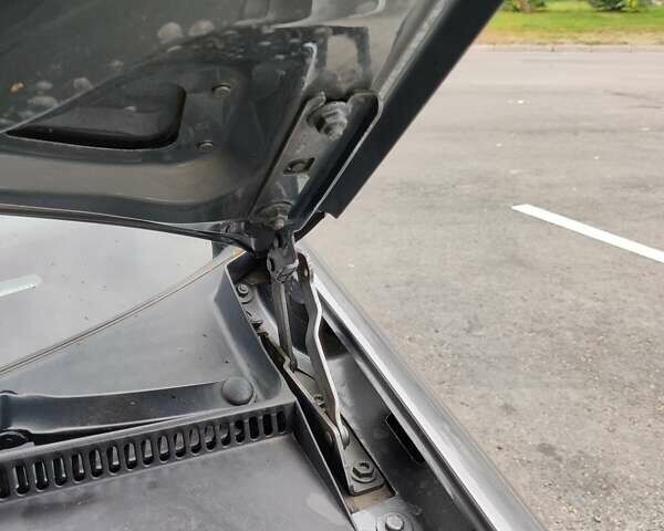 Сірий Фольксваген Гольф, об'ємом двигуна 1.6 л та пробігом 203 тис. км за 6850 $, фото 51 на Automoto.ua