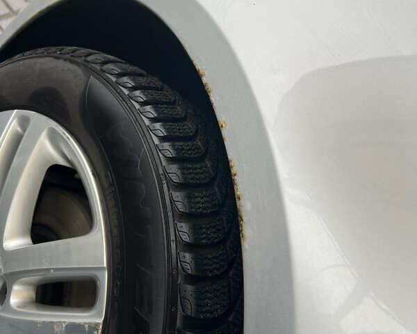 Фольксваген Гольф 2004 в Полтаве на Automoto.ua Серый Фольксваген Гольф, объемом двигателя 1.6 л и пробегом 260 тыс. км за 5500 $, фото 27 на Automoto.ua