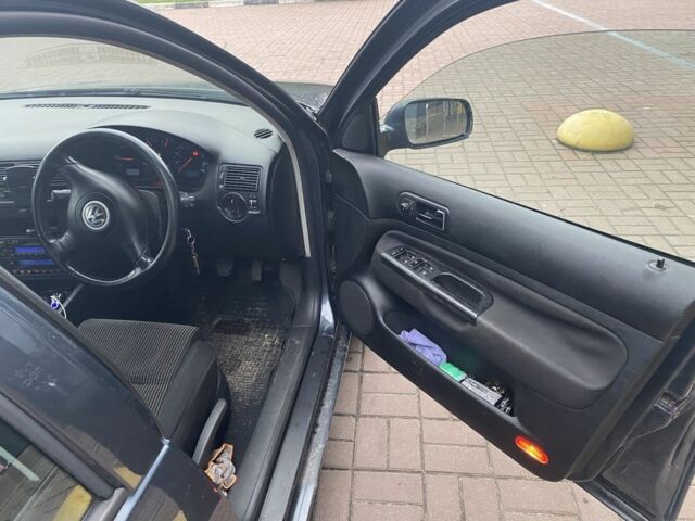 Серый Фольксваген Гольф, объемом двигателя 1.9 л и пробегом 2 тыс. км за 2200 $, фото 5 на Automoto.ua