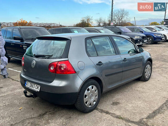 Серый Фольксваген Гольф, объемом двигателя 1.39 л и пробегом 250 тыс. км за 5100 $, фото 5 на Automoto.ua
