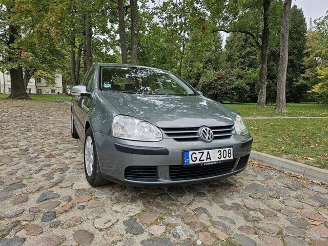 Серый Фольксваген Гольф, объемом двигателя 0 л и пробегом 280 тыс. км за 1650 $, фото 3 на Automoto.ua