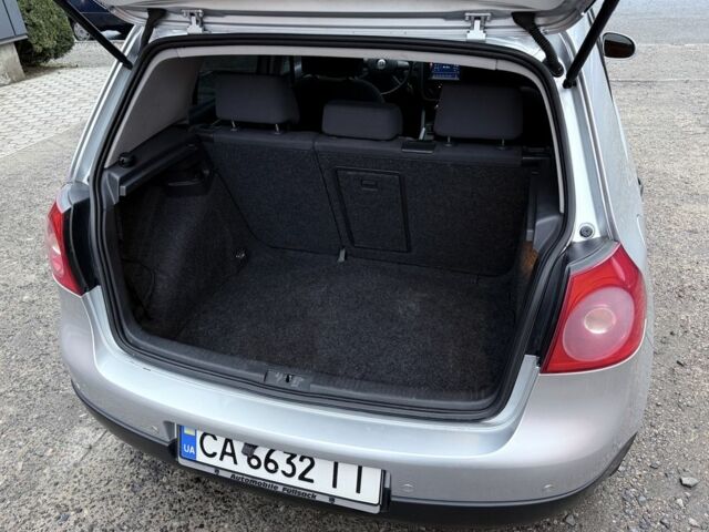 Серый Фольксваген Гольф, объемом двигателя 1.4 л и пробегом 228 тыс. км за 5500 $, фото 14 на Automoto.ua