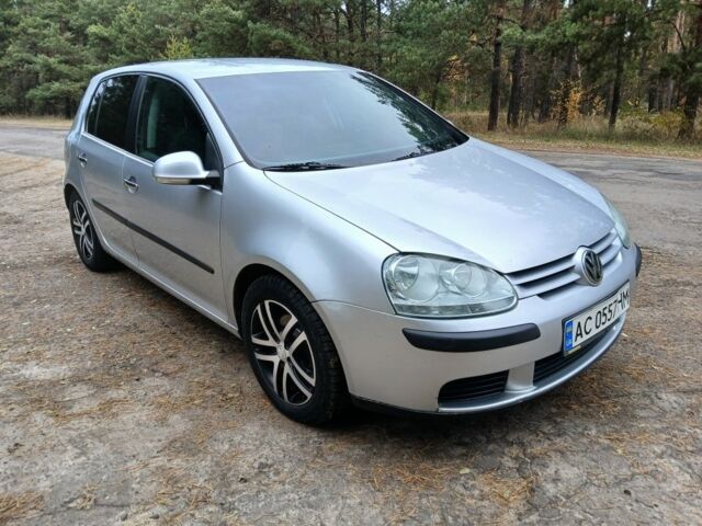 Серый Фольксваген Гольф, объемом двигателя 1.4 л и пробегом 300 тыс. км за 3750 $, фото 1 на Automoto.ua