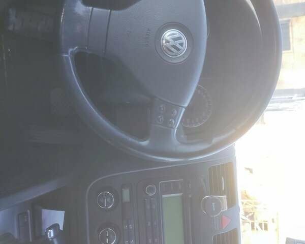 Серый Фольксваген Гольф, объемом двигателя 1.6 л и пробегом 176 тыс. км за 5600 $, фото 11 на Automoto.ua