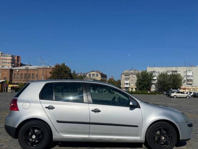 Сірий Фольксваген Гольф, об'ємом двигуна 1.6 л та пробігом 177 тис. км за 5350 $, фото 1 на Automoto.ua